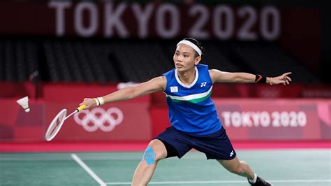 badminton at the 2012 summer olympics – women's singles|Badminton at the Summer Olympics .